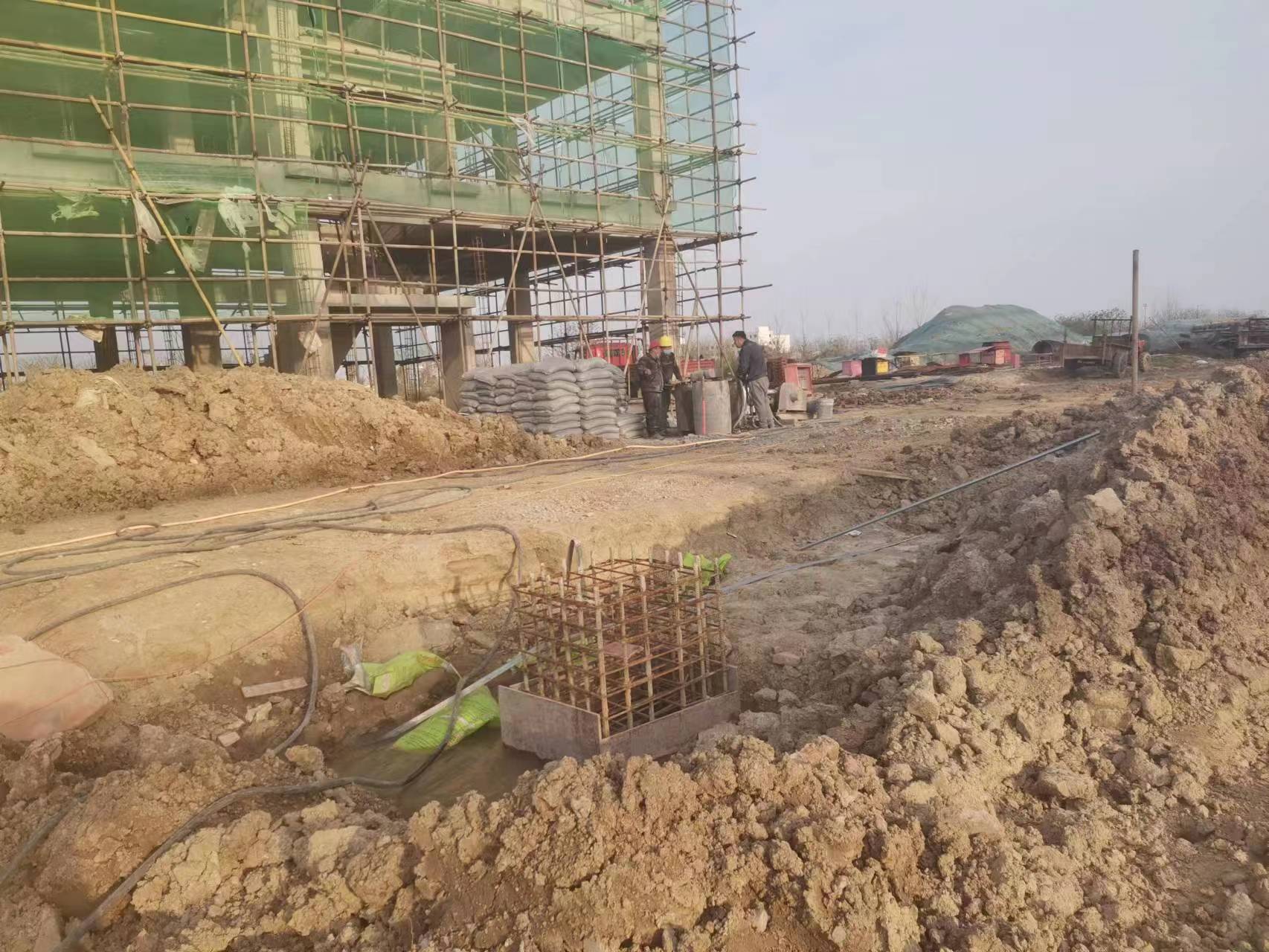 四子王当桥梁出现裂缝的时候应该及时加固修补